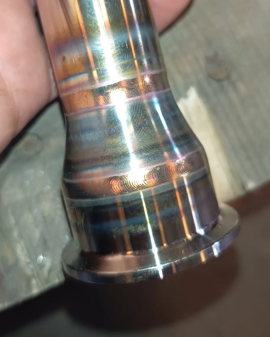 Reducción de tubería de acero inoxidable con dos cordones de soldadura